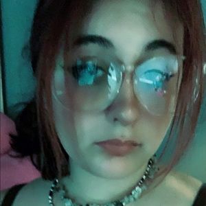 Meet your Posher, Ashlyn